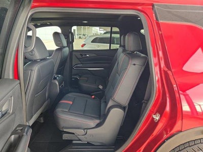 2025 Chevrolet Traverse RS
