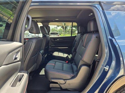 2025 Chevrolet Traverse RS