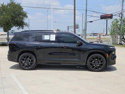 2025 Chevrolet Traverse RS