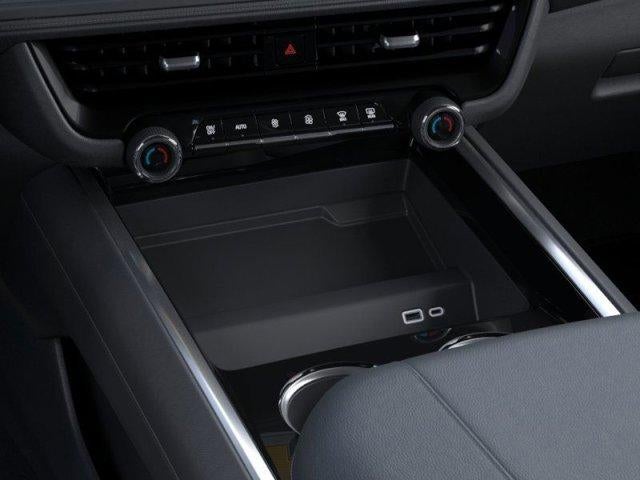 2026 Chevrolet Suburban 2WD LS