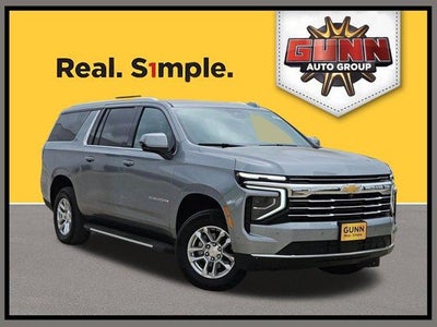 2025 Chevrolet Suburban LT