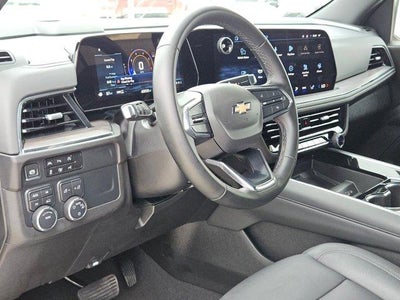 2025 Chevrolet Suburban LT