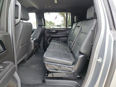 2025 Chevrolet Suburban LT