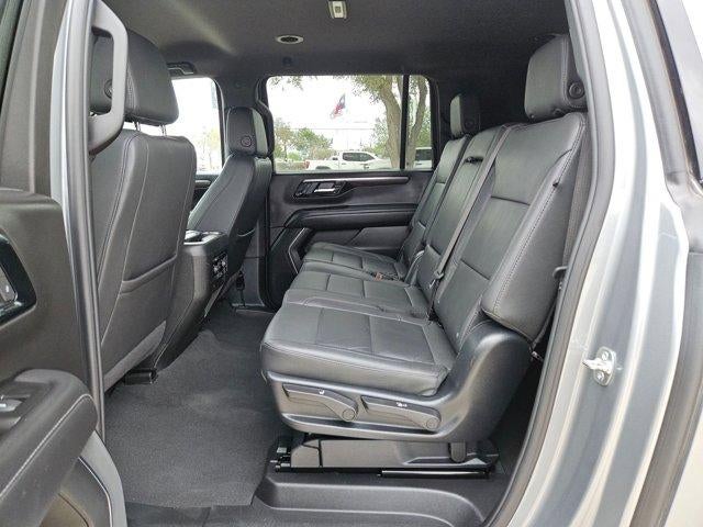 2025 Chevrolet Suburban LT
