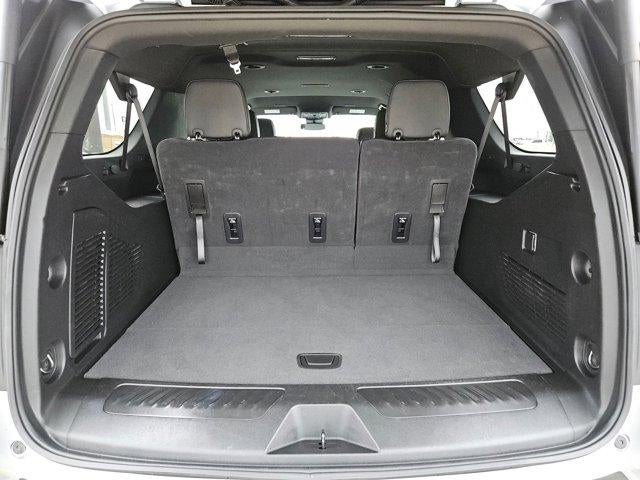 2025 Chevrolet Suburban LT