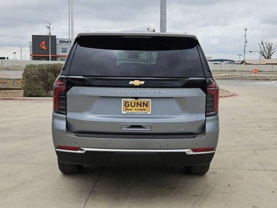 2025 Chevrolet Suburban LT
