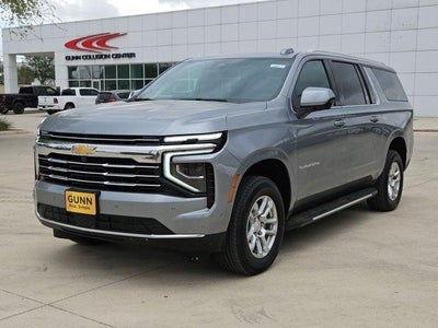 2025 Chevrolet Suburban LT