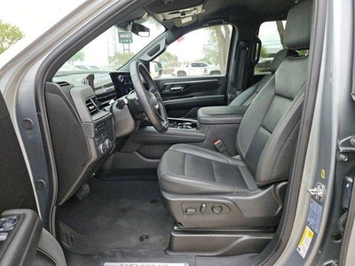 2025 Chevrolet Suburban LT