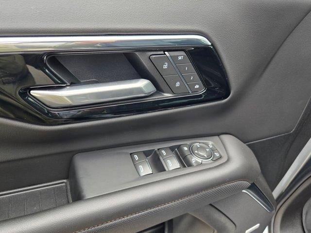 2025 Chevrolet Suburban High Country - Photo 20