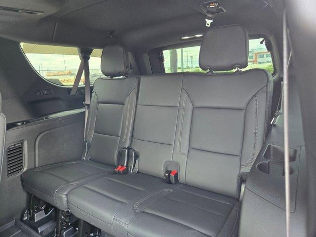 2025 Chevrolet Suburban High Country - Photo 22