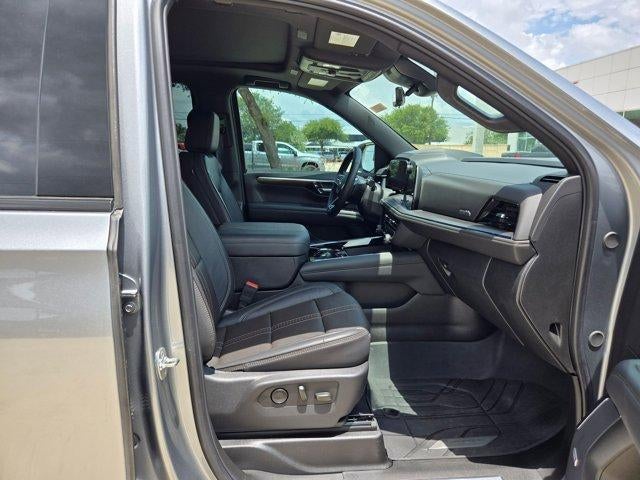 2025 Chevrolet Suburban High Country - Photo 25
