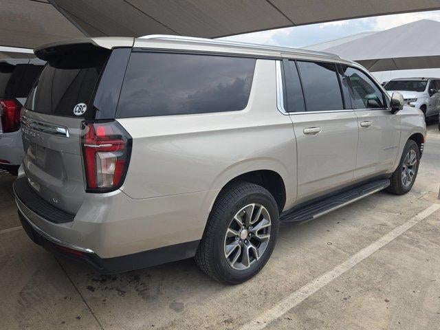 2022 Chevrolet Suburban LT