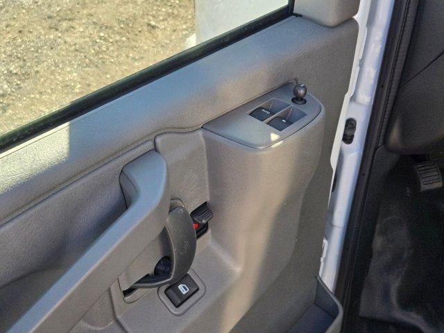 2025 Chevrolet Express Cutaway 3500 3500 Van 139"