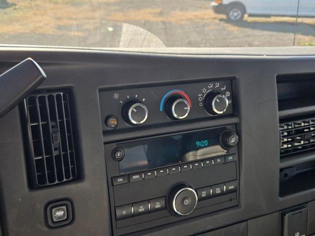 2025 Chevrolet Express Cutaway 3500 3500 Van 139"