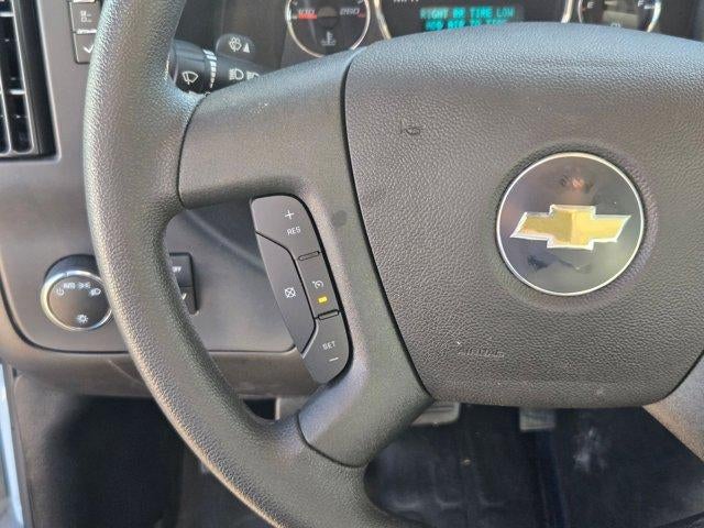 2025 Chevrolet Express Cutaway 3500 3500 Van 139"