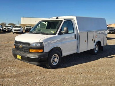 2025 Chevrolet Express Cutaway 3500 3500 Van 139"