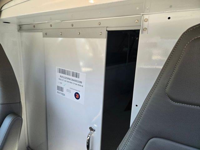 2025 Chevrolet Express Cutaway 3500 3500 Van 139"