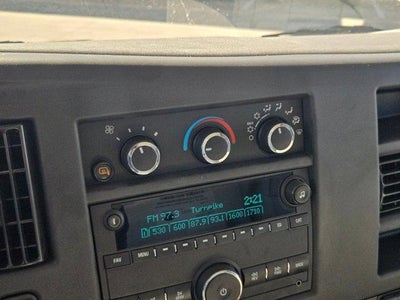 2025 Chevrolet Express Cutaway 3500 3500 Van 139"