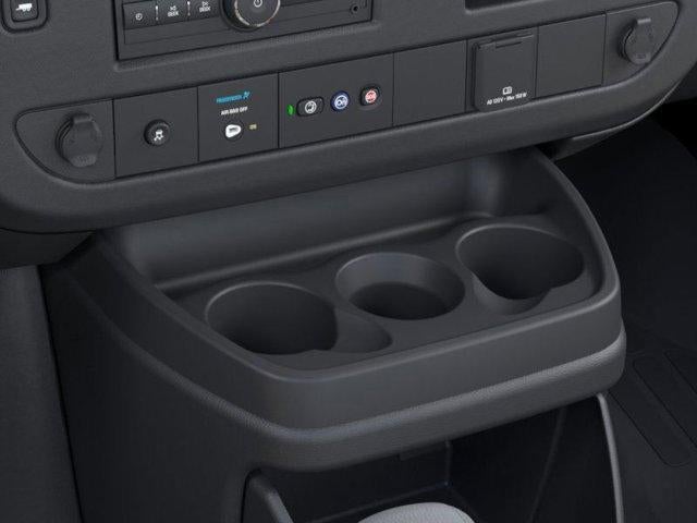 2025 Chevrolet Express Cutaway 3500 3500 Van 139"