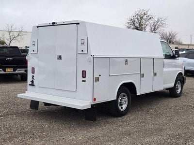 2025 Chevrolet Express Cutaway 3500 3500 Van 139"