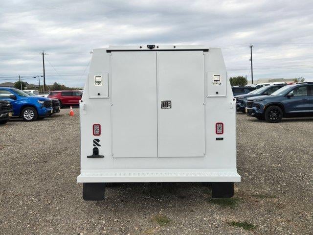 2025 Chevrolet Express Cutaway 3500 3500 Van 139"