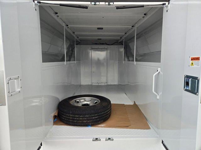 2025 Chevrolet Express Cutaway 3500 3500 Van 139"