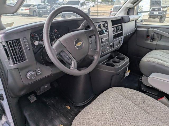 2025 Chevrolet Express Cutaway 3500 3500 Van 139"