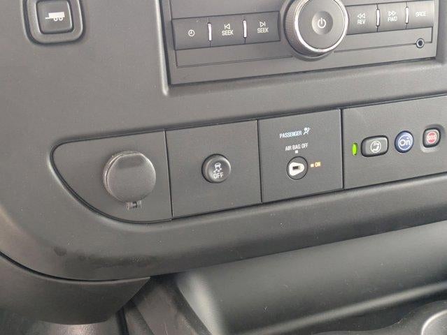 2025 Chevrolet Express Cutaway 3500 3500 Van 139"