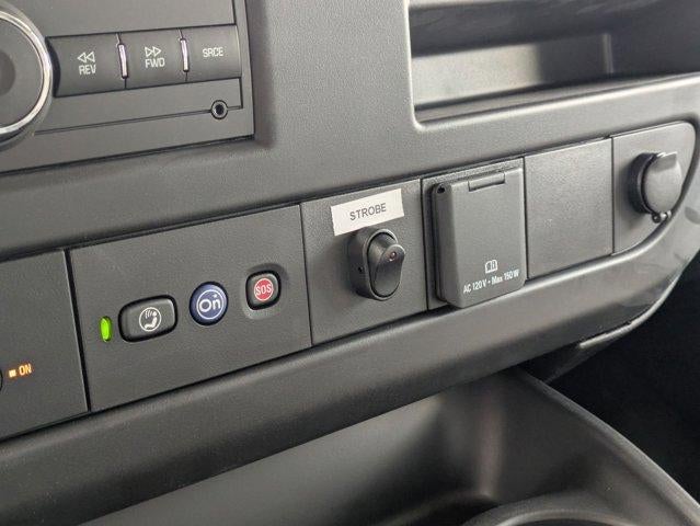 2025 Chevrolet Express Cutaway 3500 3500 Van 139"