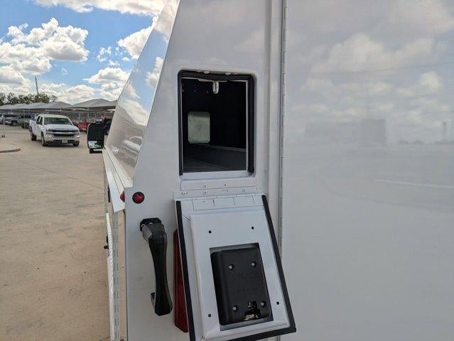 2025 Chevrolet Express Cutaway 3500 3500 Van 139"