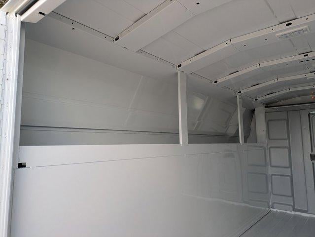 2025 Chevrolet Express Cutaway 3500 3500 Van 139"