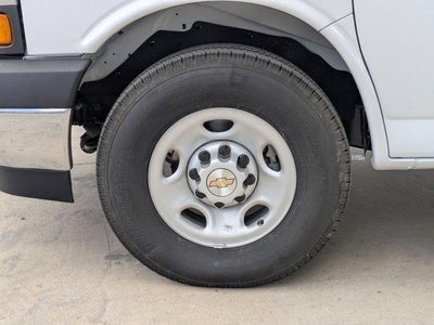 2025 Chevrolet Express Cutaway 3500 3500 Van 139"