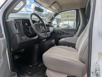 2025 Chevrolet Express Cutaway 3500 3500 Van 139"