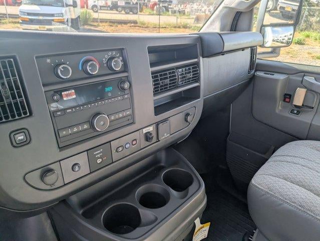 2025 Chevrolet Express Cutaway 3500 3500 Van 139"