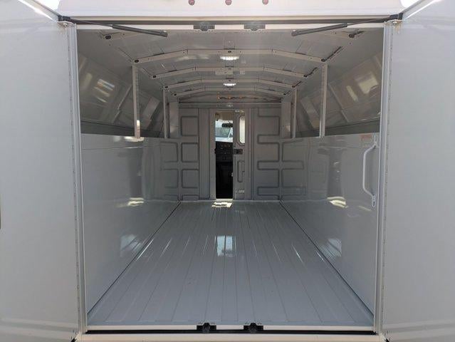 2025 Chevrolet Express Cutaway 3500 3500 Van 139"