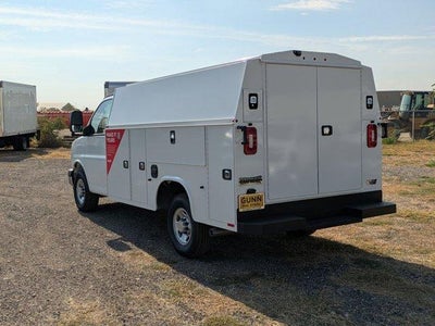 2025 Chevrolet Express Cutaway 3500 3500 Van 139"