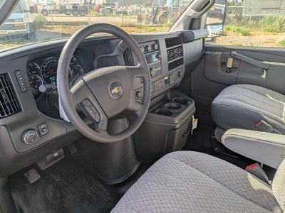 2025 Chevrolet Express Cutaway 3500 3500 Van 139"