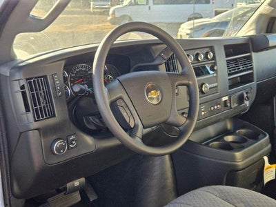 2025 Chevrolet Express Cutaway 3500 3500 Van 139"