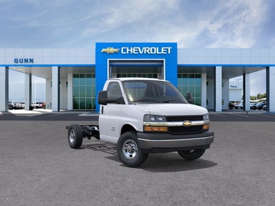 2025 Chevrolet Express Cutaway 3500 3500 Van 139"