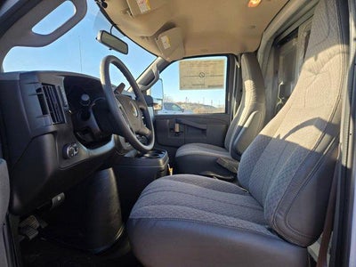 2025 Chevrolet Express Cutaway 3500 3500 Van 139"