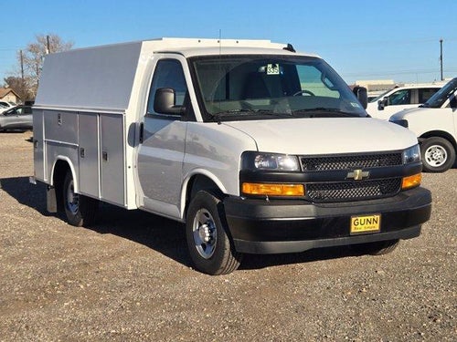 2025 Chevrolet Express Cutaway 3500 3500 Van 139"