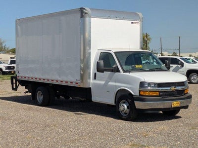 2025 Chevrolet Express Cutaway 3500 3500 Van 177"