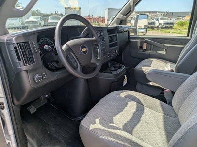 2025 Chevrolet Express Cutaway 3500 3500 Van 177"
