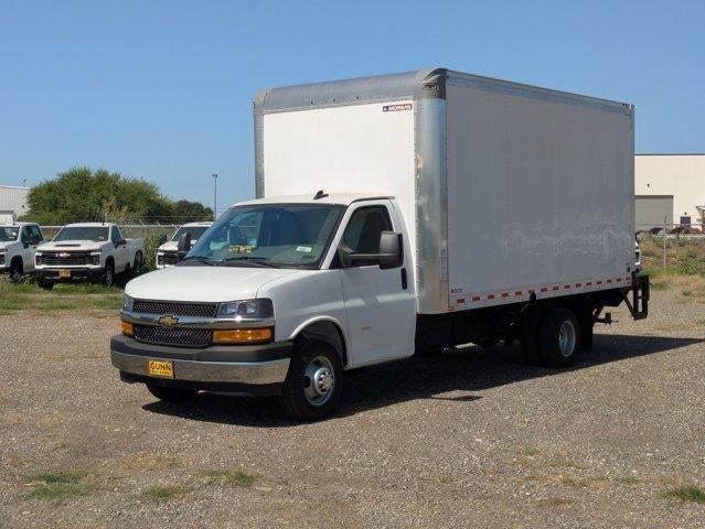 2025 Chevrolet Express Cutaway 3500 3500 Van 177"