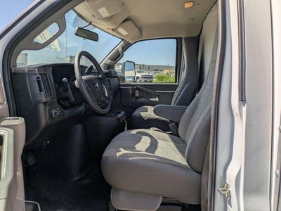 2025 Chevrolet Express Cutaway 3500 3500 Van 177"