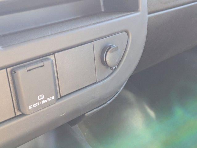 2025 Chevrolet Express Cutaway 3500 3500 Van 177"