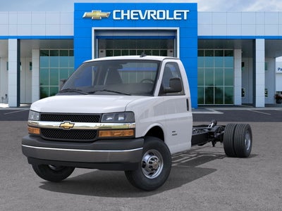 2025 Chevrolet Express Cutaway 3500 3500 Van 177"
