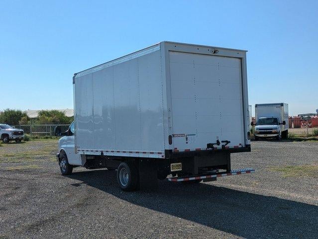 2025 Chevrolet Express Cutaway 3500 3500 Van 177"