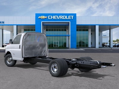 2025 Chevrolet Express Cutaway 4500 4500 Van 177"