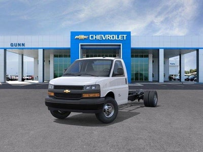 2025 Chevrolet Express Cutaway 4500 4500 Van 177"